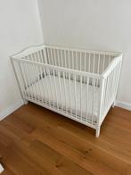 Kinderbedje met bijhorende matras, Ophalen, Gebruikt, Jongetje of Meisje