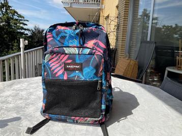 Eastpack grote boekentas - meisje beschikbaar voor biedingen