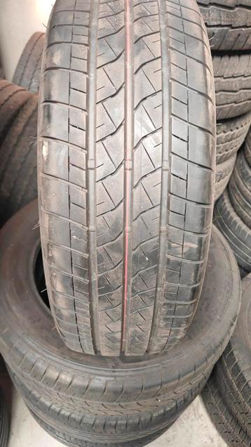 215/60r17c 225/55r17c 50€ per stuk met plaatsen 21560r17c c beschikbaar voor biedingen