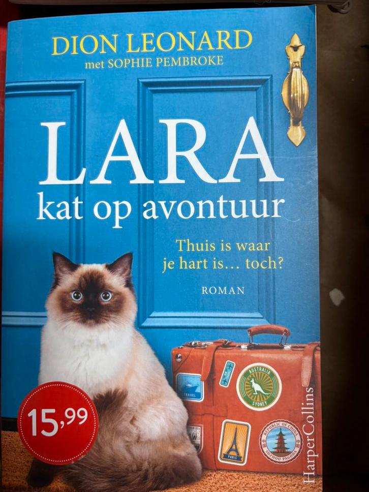Lara - kat op avontuur, Livres, Animaux & Animaux domestiques, Comme neuf, Chats, Enlèvement ou Envoi