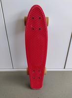 Pennyboard rétro Oxelo - Rouge avec roues jaunes - Bon état, Skateboard, Utilisé, Enlèvement ou Envoi