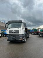 Vrachtwagen met grijper