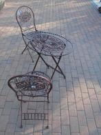 Set de jardin en fer forgé et fonte ( table et 2 chaises ), Jardin & Terrasse, Enlèvement ou Envoi