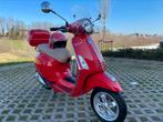 PIAGGIO VESPA Primavera 50cc. *2015. *4.500km, Fietsen en Brommers, Scooters | Vespa, Ophalen, Zo goed als nieuw