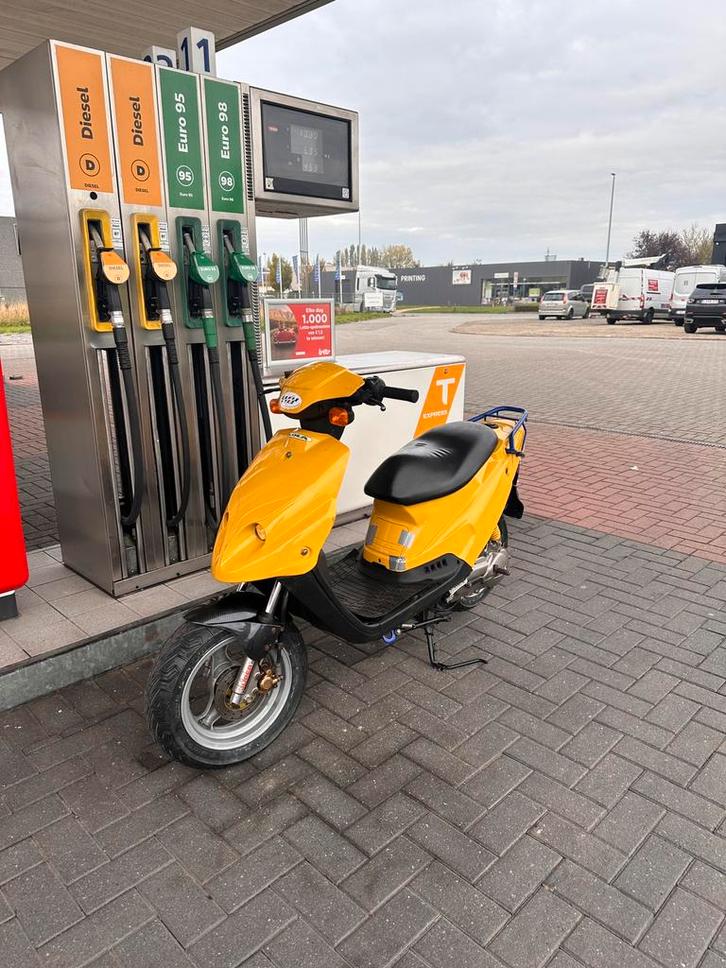 Pgo tornado 50cc 1997, Vélos & Vélomoteurs, Scooters | Piaggio, Comme neuf, Enlèvement