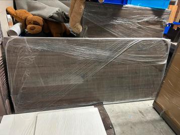 Pakket meubelen (tafel, barkast, dressoir en tv-kastje), Enlèvement