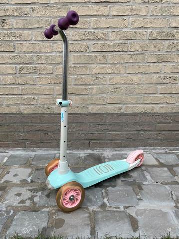 Kinderstep met 3 wielen Oxelo (lichtgevende voorwielen) beschikbaar voor biedingen
