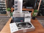 Autoart 1/18 Bugatti veyron 16.4 Pur Sang Black Aluminium, Hobby en Vrije tijd, Modelauto's | 1:18, Ophalen of Verzenden, Zo goed als nieuw