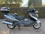 Suzuki Burgman 650 Executive, Motoren, Motorrijbewijs A, Bedrijf, 650 cc, 2 cilinders