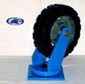 Zwenkwiel 245 x 70mm rubber beschikbaar voor biedingen