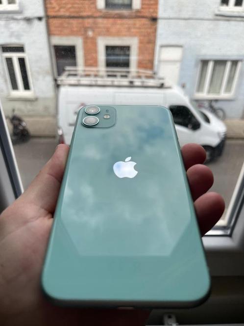 Iphone 11 - 128gb - Green -71% batterij, Telecommunicatie, Mobiele telefoons | Apple iPhone, Gebruikt, 128 GB, Zonder abonnement