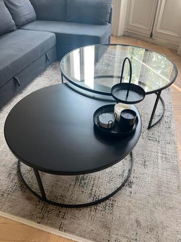 Ronde salontafels gehard glas en zwart metaal beschikbaar voor biedingen