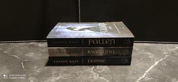 Boeken : Lauren Kate ( de Fallen saga) beschikbaar voor biedingen