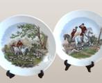 Porcelaine Bavaria Germany. 2 assiettes chevaux, chiens, Enlèvement ou Envoi