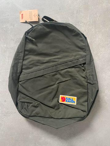 Fjallraven - Kaki rugzak Vardag 25. Nieuw, Handtassen en Accessoires, Tassen | Rugtassen, Ophalen of Verzenden, Nieuw, Overige merken