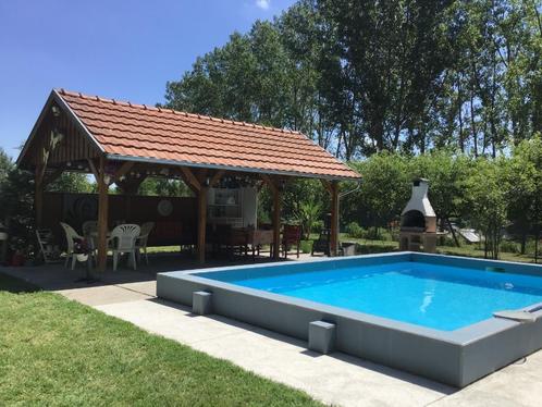 Te huur vakantiehuis met zwembad.70 km van Boedapest, Vakantie, Vakantiehuizen | Hongarije, Landhuis of Villa, Landelijk, In bos