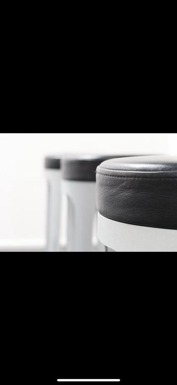 Leonardo Rossano kruk beschikbaar voor biedingen