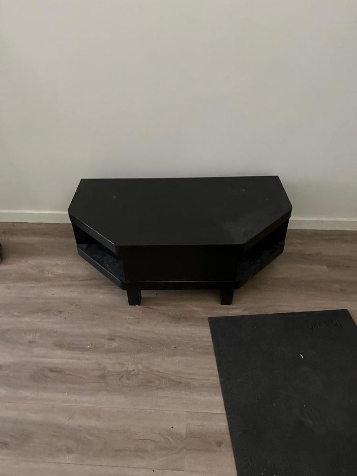Bijzettafel, Huis en Inrichting, Tafels | Bijzettafels, Gebruikt, Overige vormen, Minder dan 45 cm, 75 cm of meer, Hout, Ophalen
