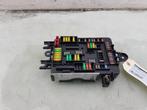 ZEKERINGKAST BMW 1 serie (F20) (01-2010/06-2019), Auto-onderdelen, Gebruikt, BMW