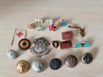 Lot knopen, insignes en speldjes, Verzamelen, Militaria | Tweede Wereldoorlog, Ophalen of Verzenden