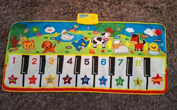 Muziek en dierengeluiden speelmat beschikbaar voor biedingen