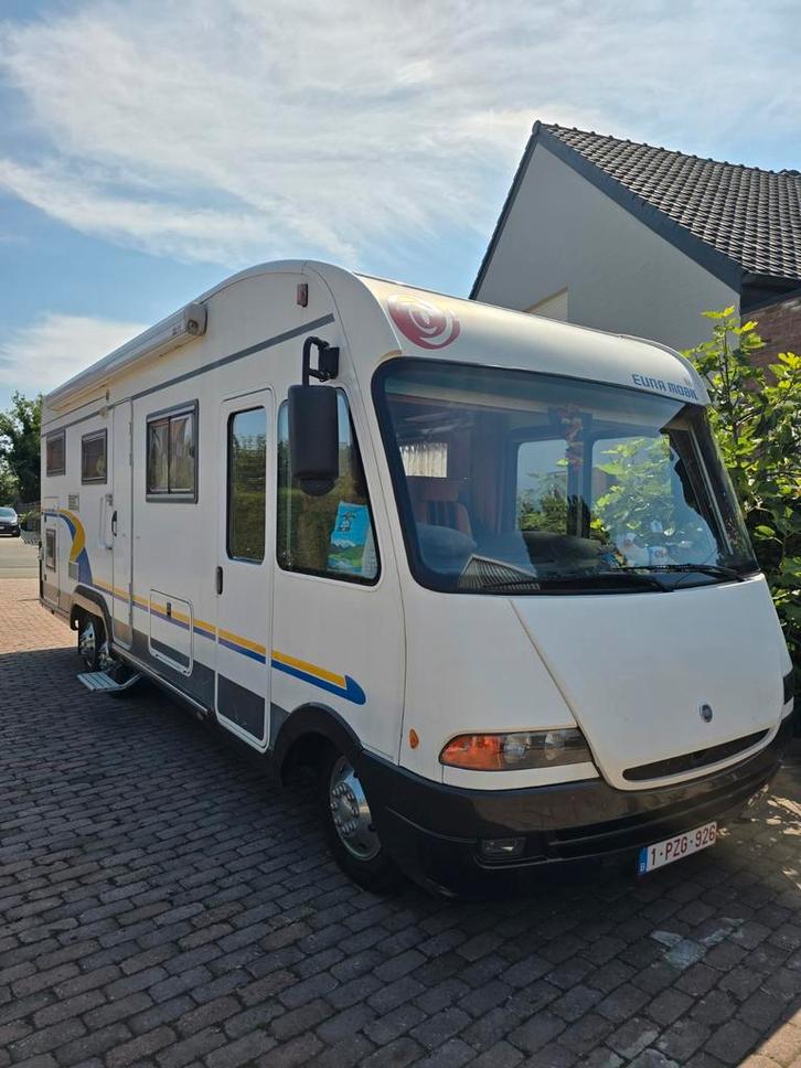 Euramobil 2003, Caravans en Kamperen, Mobilhomes, Particulier, Diesel, Handgeschakeld, Ophalen