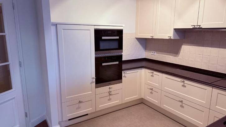 complete keuken met Miele apparatuur direct leverbaar, Huis en Inrichting, Keuken | Complete keukens, Zo goed als nieuw, U-keuken