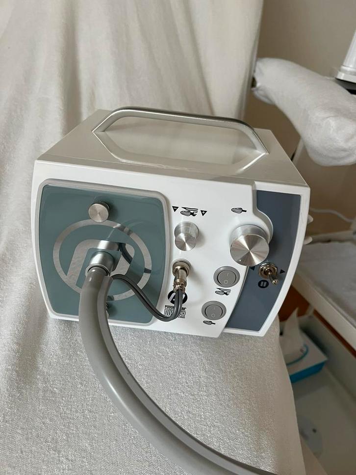 Podomium Duster, Elektronische apparatuur, Persoonlijke Verzorgingsapparatuur, Zo goed als nieuw, Ophalen