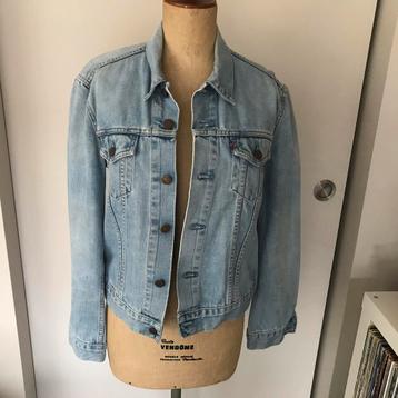 Vintage jeansvest Levis, maat Medium beschikbaar voor biedingen