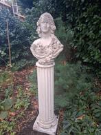 UITVERKOOP Mooie betonnen buste op sokkel, Ophalen