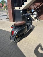 next vespa, Ophalen