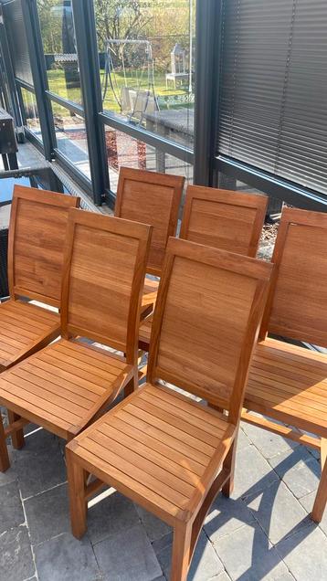 Set van 6 teakhouten stoelen beschikbaar voor biedingen