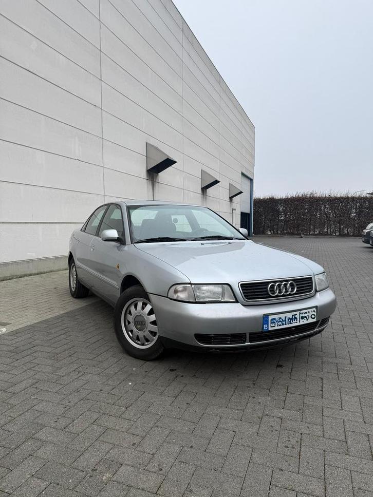 Audi A4 1.6, Auto's, Audi, Particulier, A4, ABS, Airbags, Alarm, Centrale vergrendeling, Elektrische ramen, Lichtmetalen velgen