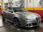 Alfa Romeo Giulietta 1.6 JTD, Auto's, Alfa Romeo, Voorwielaandrijving, Euro 5, Zwart, Leder