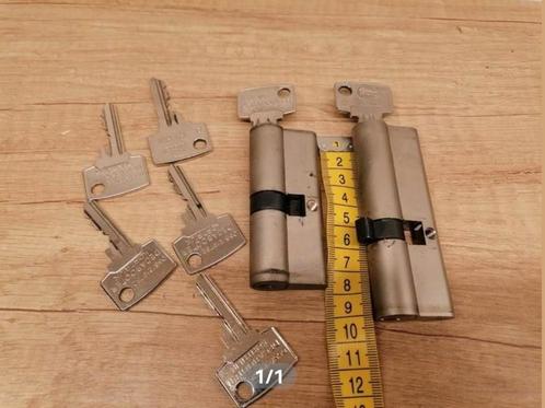 2 Litto cilindersloten (met zelfde sleutel), Doe-het-zelf en Bouw, Hang- en Sluitwerk, Gebruikt, Ophalen
