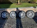 pneus hiver BMW 520 Touring, Auto-onderdelen, Banden en Velgen, Gebruikt, 17 inch, Winterbanden, Band(en)