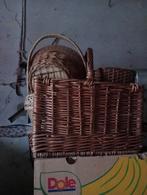 Panier en osier, porte bûches, porte journeaux, Maison & Meubles, Accessoires pour la Maison | Plataux & Paniers, Enlèvement ou Envoi