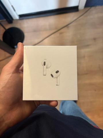 Apple airpods 4 beschikbaar voor biedingen