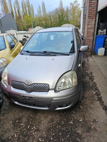 yaris rentrées pour pièces beschikbaar voor biedingen