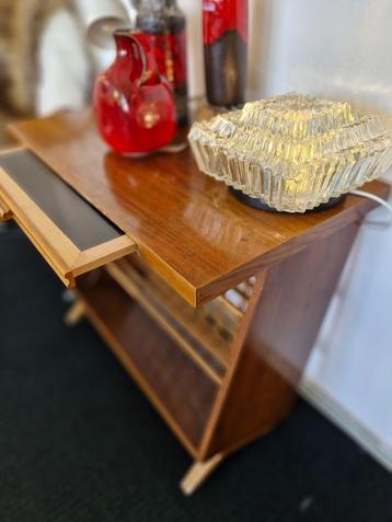 Vintage sidetable met uitschuifbaar blad zwart beschikbaar voor biedingen
