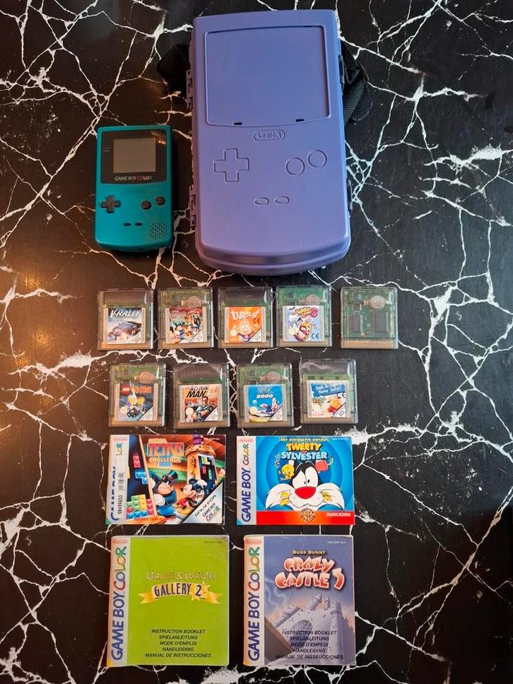 Gameboy Color Turkoois + 9 spelletjes + Boekje + Gameboy-doo, Games en Spelcomputers, Games | Nintendo Game Boy, Zo goed als nieuw