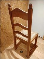 Houten stoelen met rieten zitting, Enlèvement