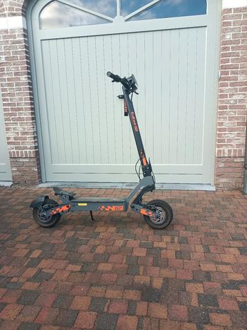 Step electrisch. Als nieuw.  beschikbaar voor biedingen