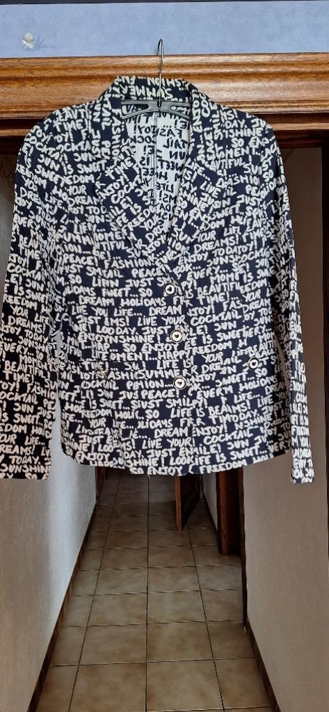 Caroline Biss blauwe blazer maat 40, Kleding | Dames, Jasjes, Kostuums en Pakken, Nieuw, Maat 38/40 (M), Blauw, Verzenden