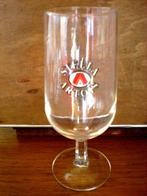 STELLA ARTOIS  sur pied, Collections, Marques de bière, Enlèvement ou Envoi, Comme neuf, Verre ou Verres, Stella Artois