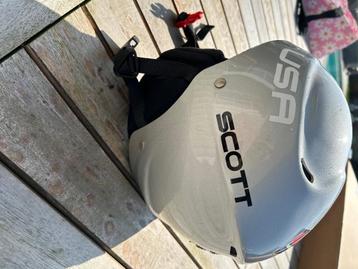 Scott skihelm beschikbaar voor biedingen