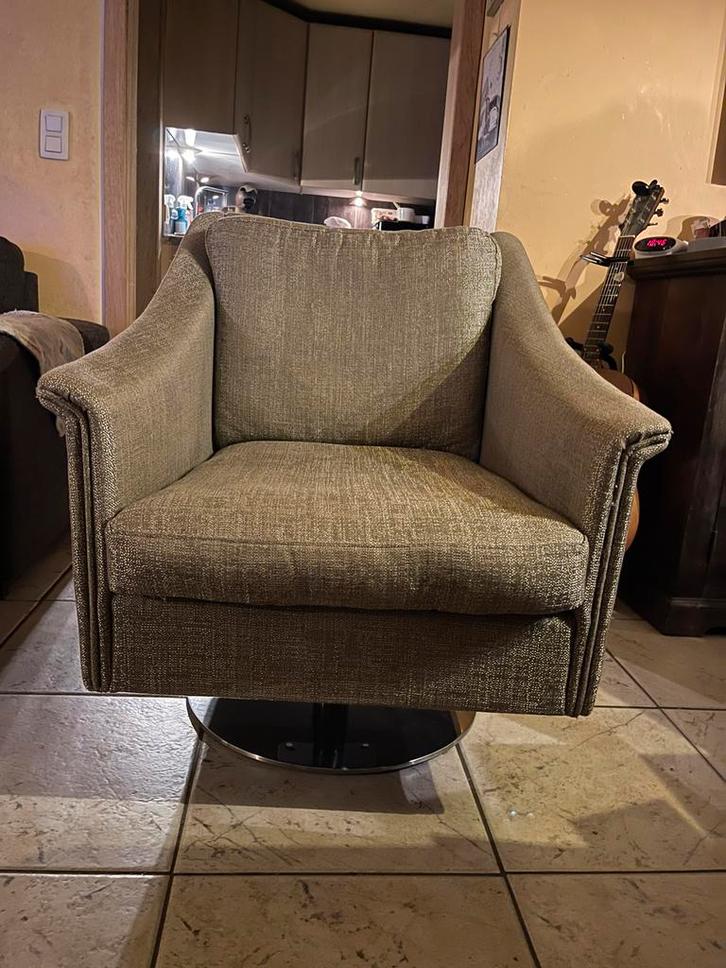 Draaibare design clubfauteuils Diéz 2x, Huis en Inrichting, Fauteuils, Zo goed als nieuw, Hout, Metaal, Stof, Overige materialen