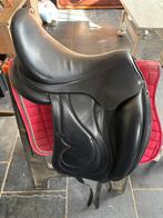 Antares dressuur zadel 17 inch, Dieren en Toebehoren, Paarden en Pony's | Zadels, Ophalen, Gebruikt, Dressuur