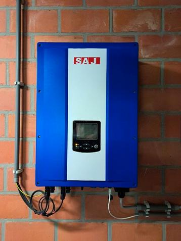 SAJ omvormer 8kw Zonnepanelen, Doe-het-zelf en Bouw, Ophalen, Gebruikt