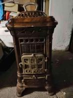 Vintage geëmailleerde gietijzeren houtskoolkachel.Merk CINEY, Huis en Inrichting, Kachels, Ophalen, Gebruikt, Vrijstaand, Kolenkachel